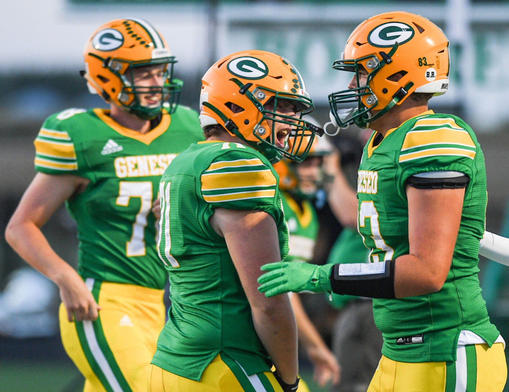 091021-qc-spt-ut-geneseo-fball-013